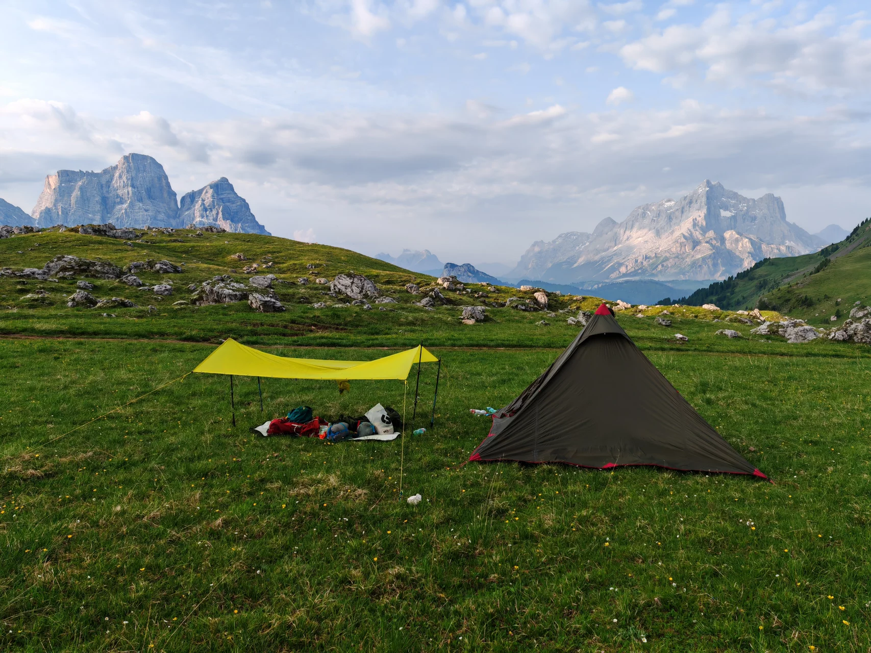 Alta Via 1 camping za Lago di Baste