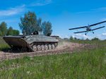 Jízda v BVP a let letadlem Antonov