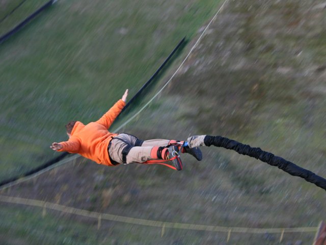 Bungee Jumping  zahájení