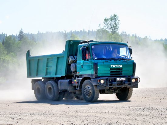 Tatra 815