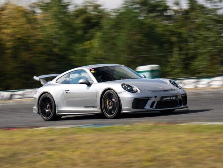 Masarykův okruh v Porsche