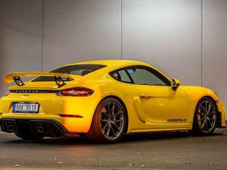 Jízda v Porsche  GT4