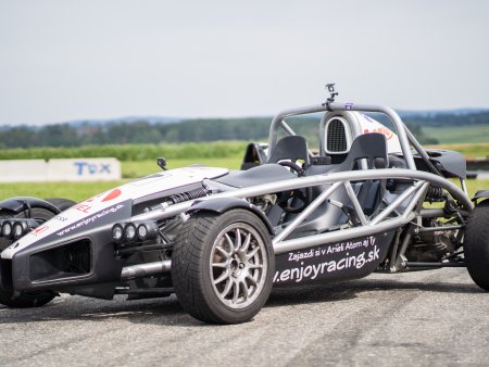 Ariel Atom Kámen