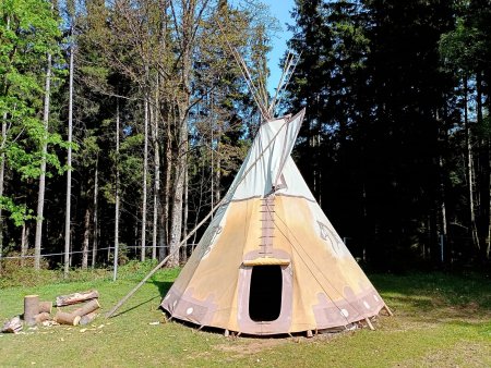 Pobyt v teepee na Šumavě