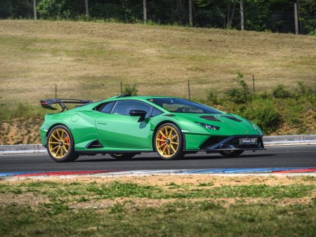 Lamborghini Huracán 100