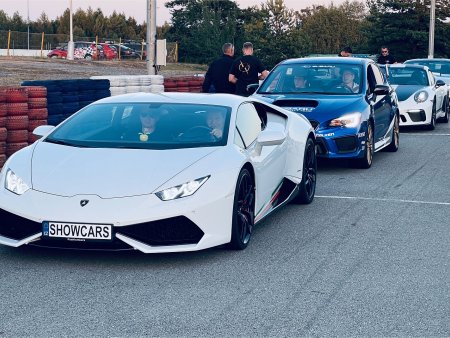 Jízda Lamborghini na polygonu