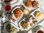 ArtBrunch – Luxusní brunch s malováním zlatými plátky