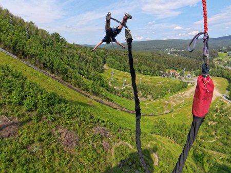 Bungee jumping Harrachov