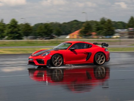 Autodrom Sosnová v Porsche