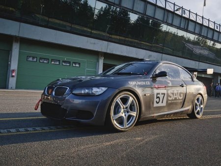 Automobilový závod okruh Brno